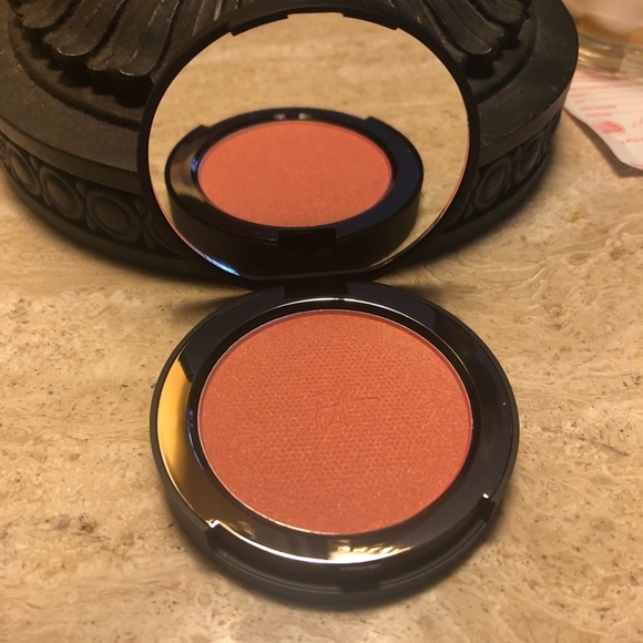 IT Cosmetics Bye Bye pores blush, NIB - Picture 2 of 3